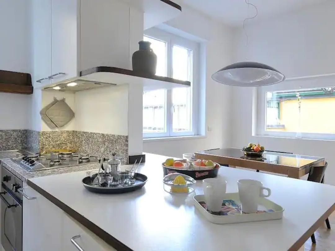 Appartamento Chic con Terrazza nel Cuore di Milano