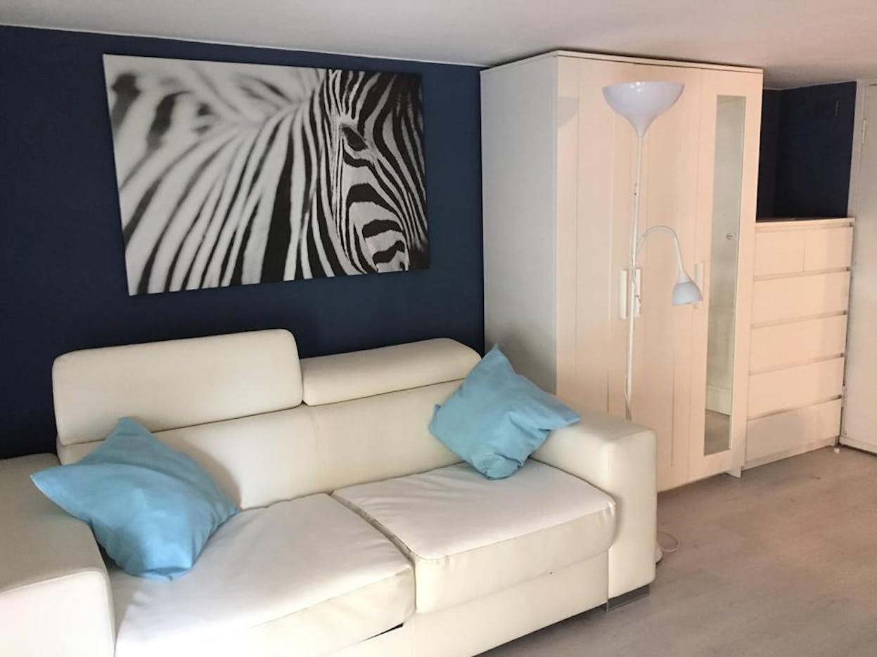 Bilocale Moderno e Ben Ristrutturato Vicino al Centro di Firenze